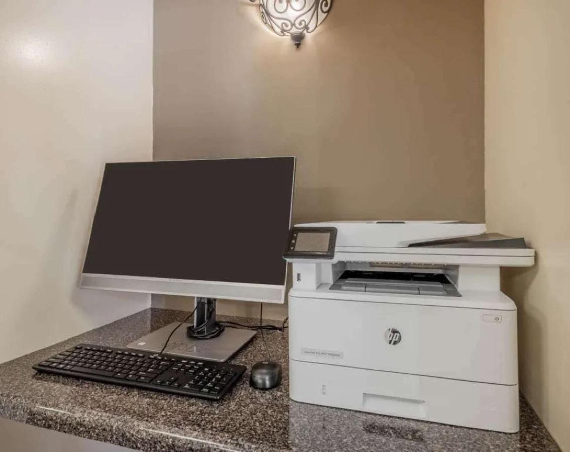 Sonesta Simply Suites Clearwater Esterno foto