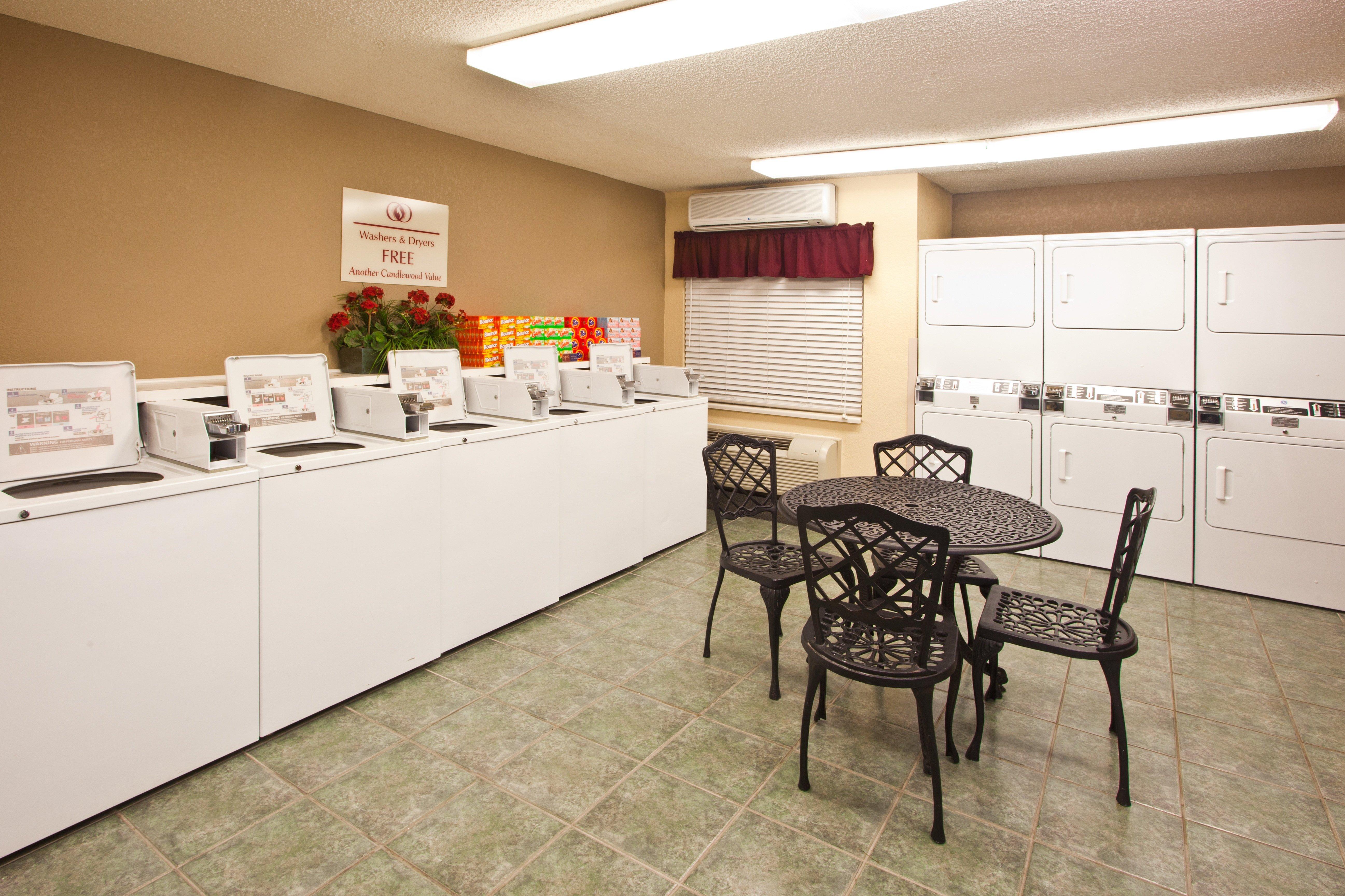 Sonesta Simply Suites Clearwater Esterno foto