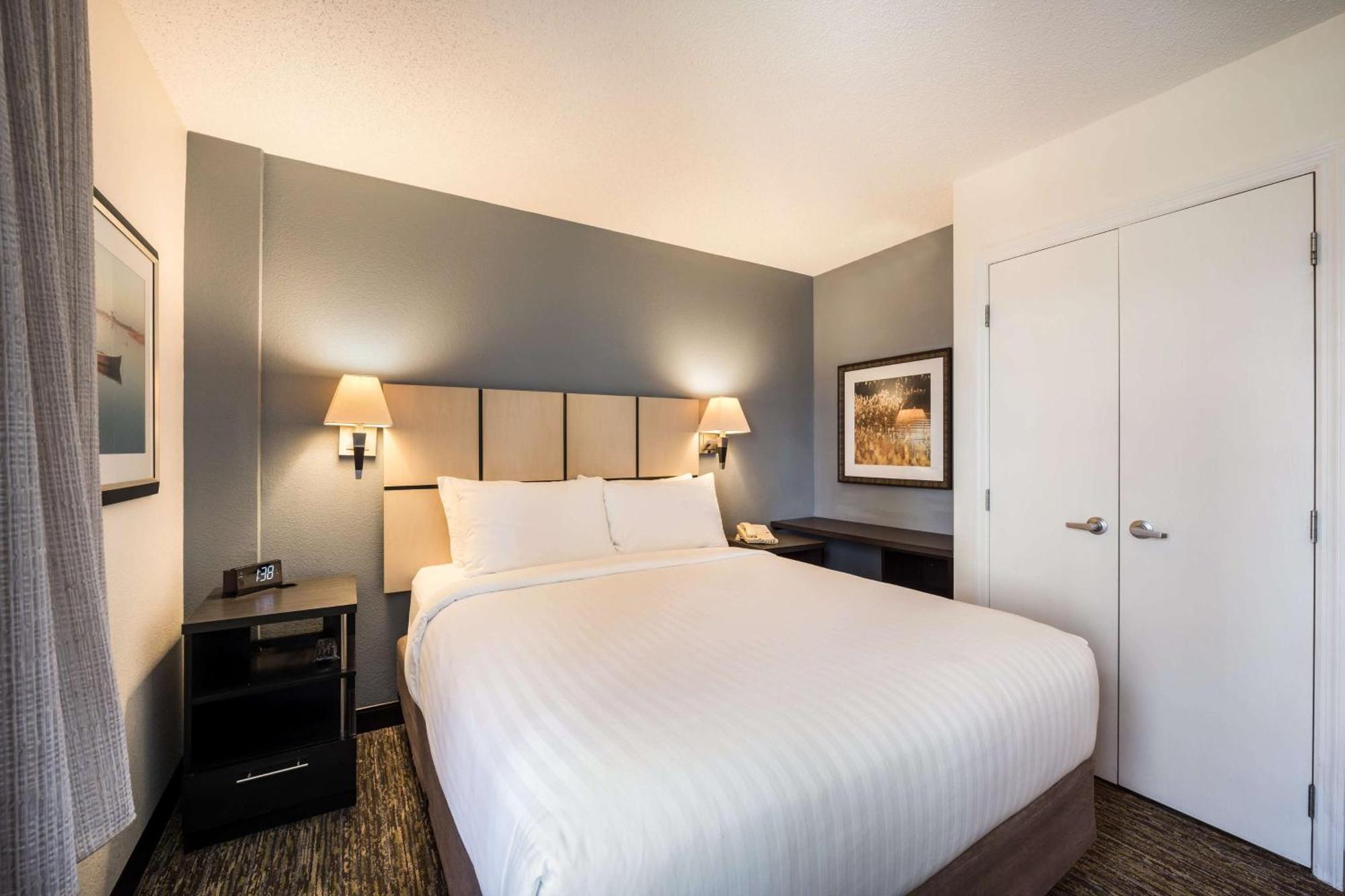 Sonesta Simply Suites Clearwater Esterno foto